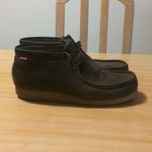 Clarks men’s chukka/wallabee boots size 11